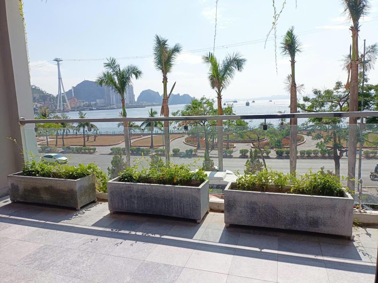 Bach Dang Ha Long Hotel 외부 사진