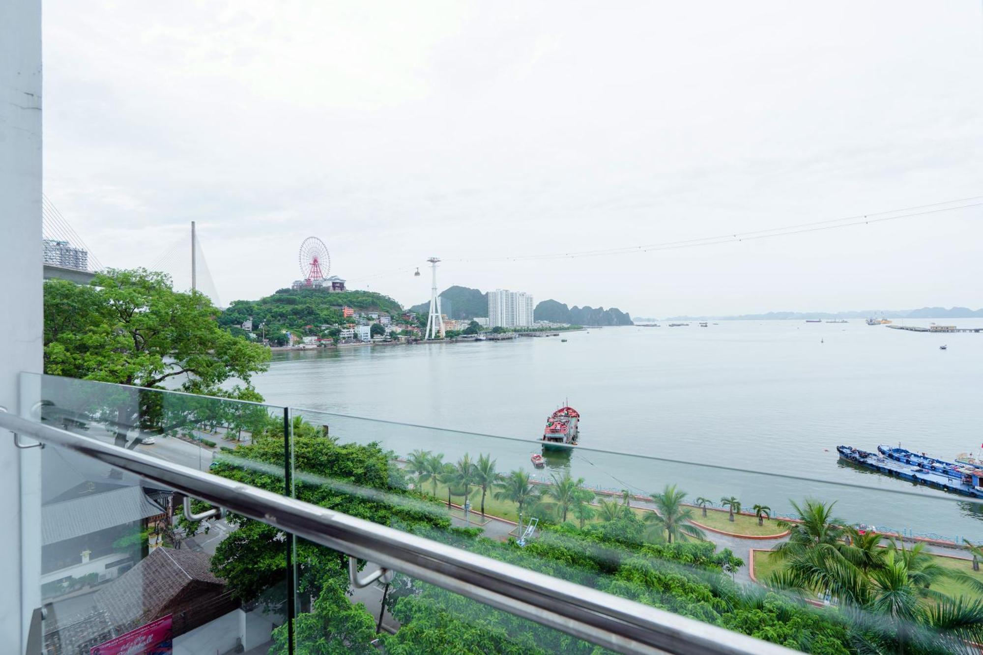 Bach Dang Ha Long Hotel 외부 사진